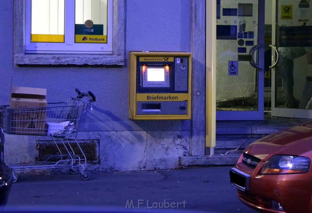 Geldautomat gesprengt Koeln Lindenthal Geibelstr P032.JPG - Miklos Laubert